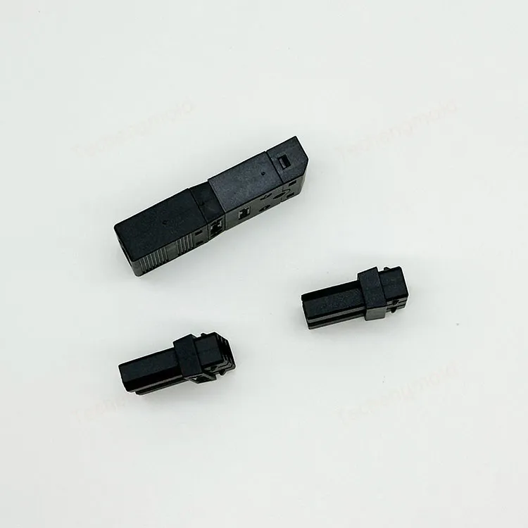 特诚科技PA66精密注塑件实拍 2